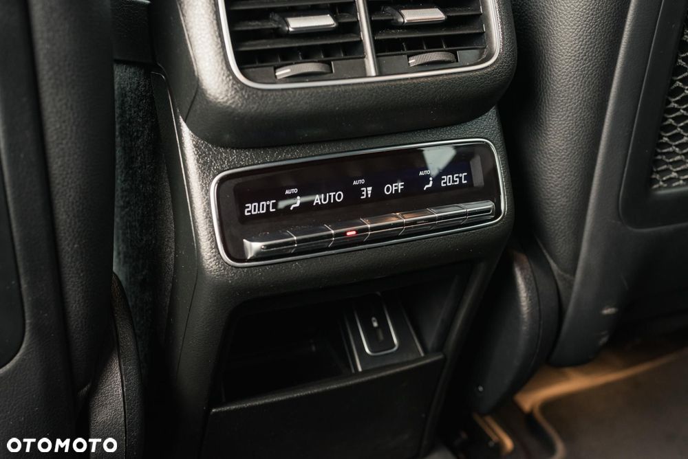 Mercedes-Benz GLE - 35