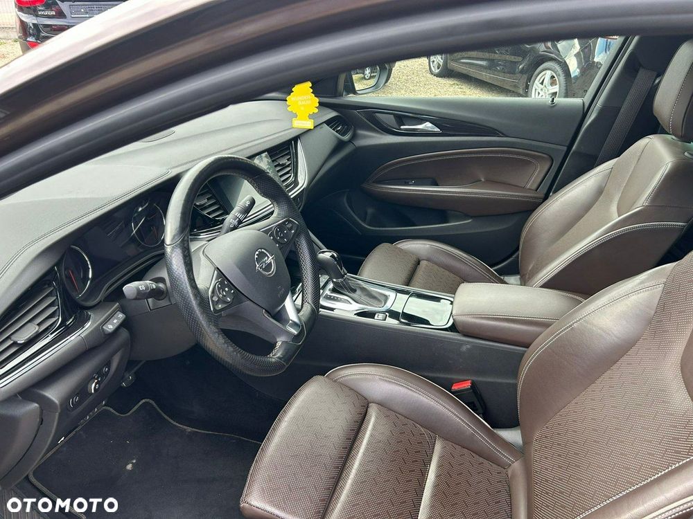 Opel Insignia - 14