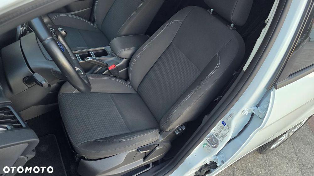 Ford C-MAX - 22