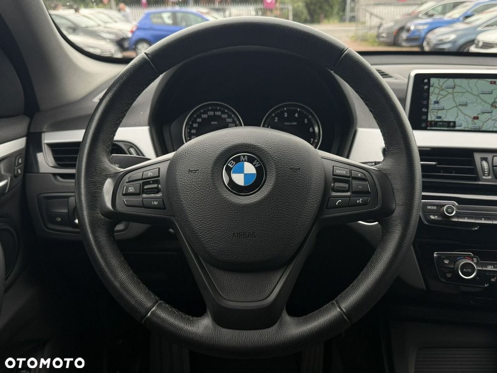 BMW X1 sDrive18i GPF xLine - 16