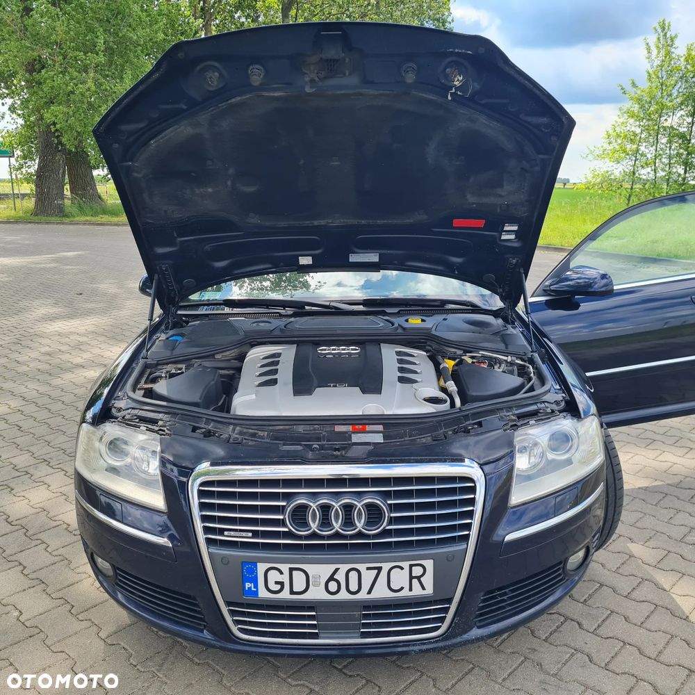 Audi A8 4.2 TDI Quattro - 12