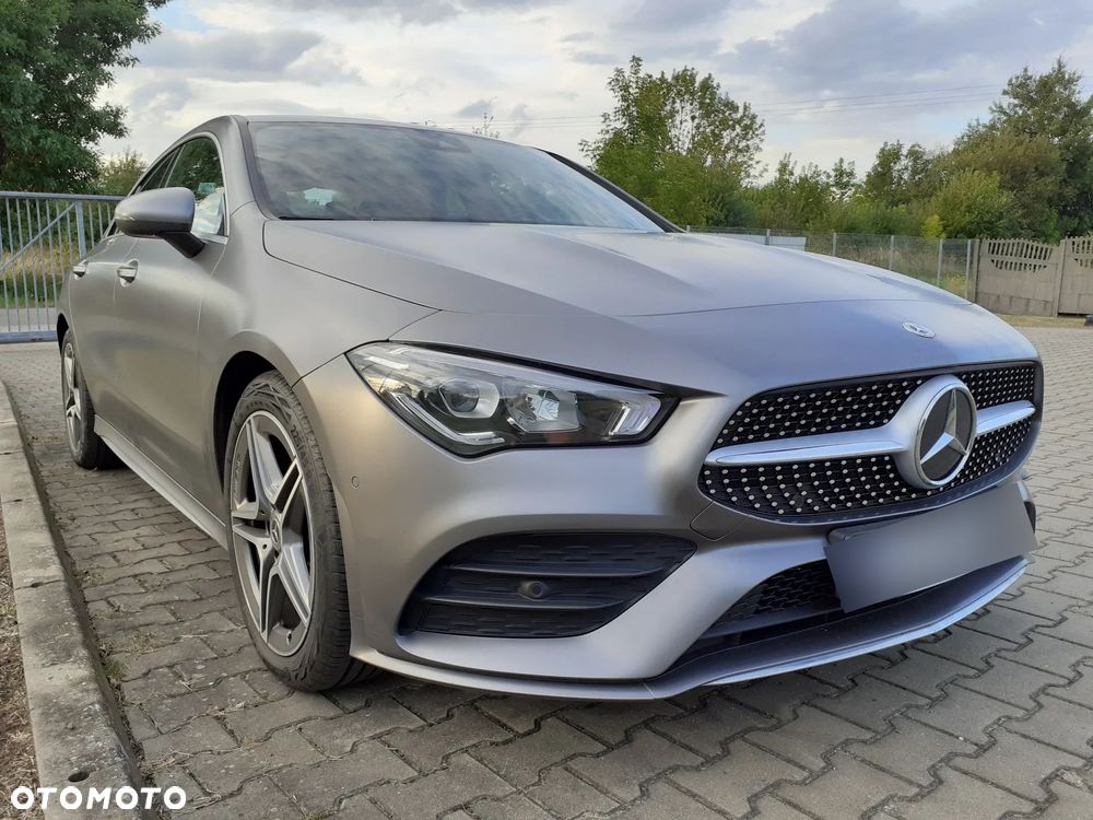 Mercedes-Benz CLA 180 AMG Line - 11