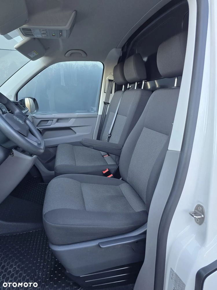 Volkswagen TRANSPORTER T6.1 - 13