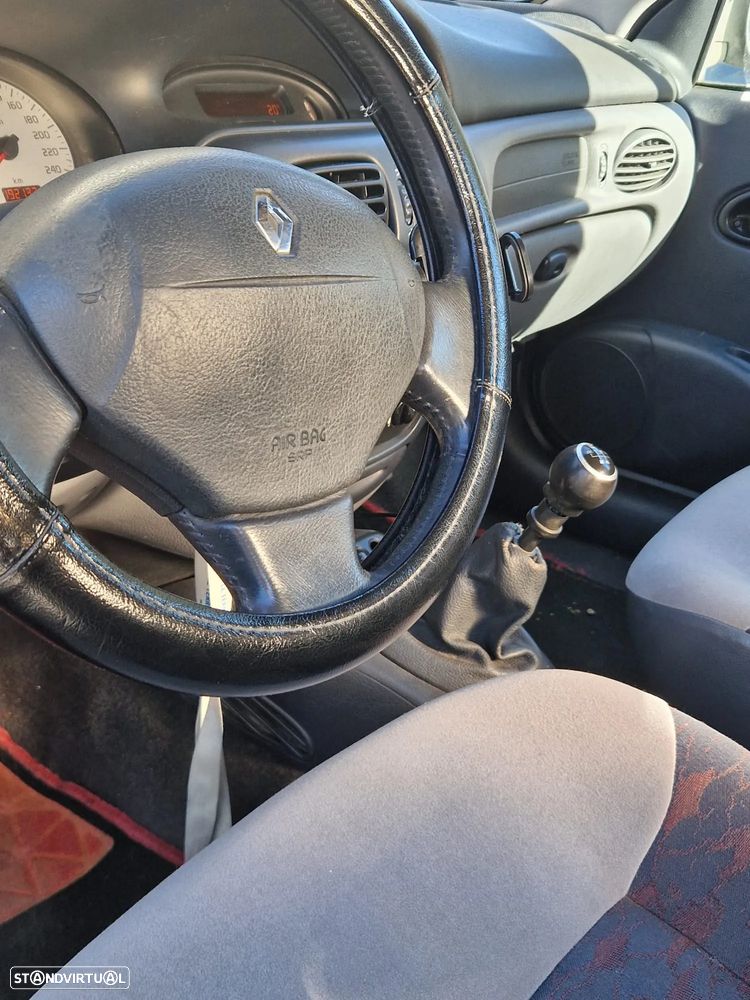 Renault Mégane Cabrio - 4