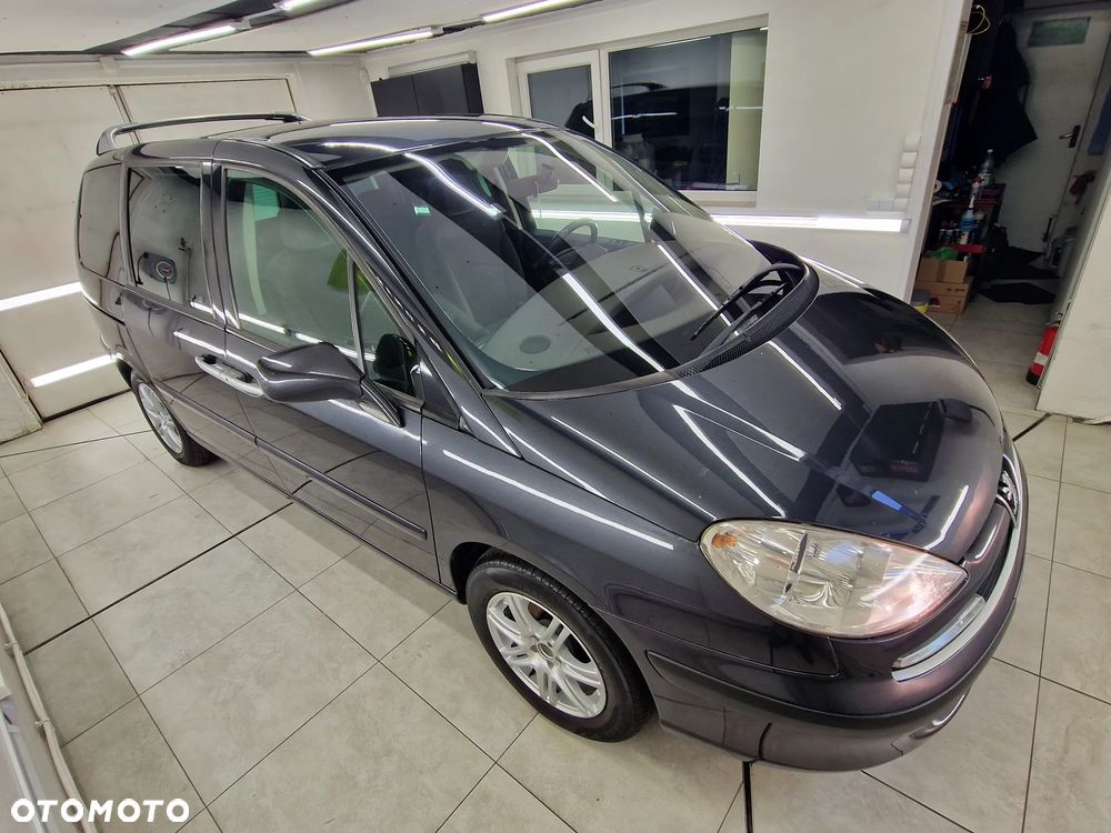 Peugeot 807 HDi 135 Family - 4