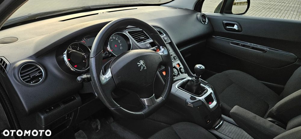 Peugeot 5008 HDI FAP 115 Allure - 6