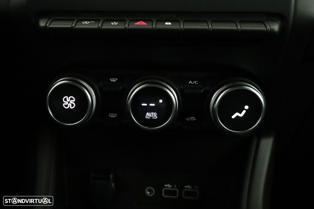 Renault Captur 1.0 TCe Techno - 13