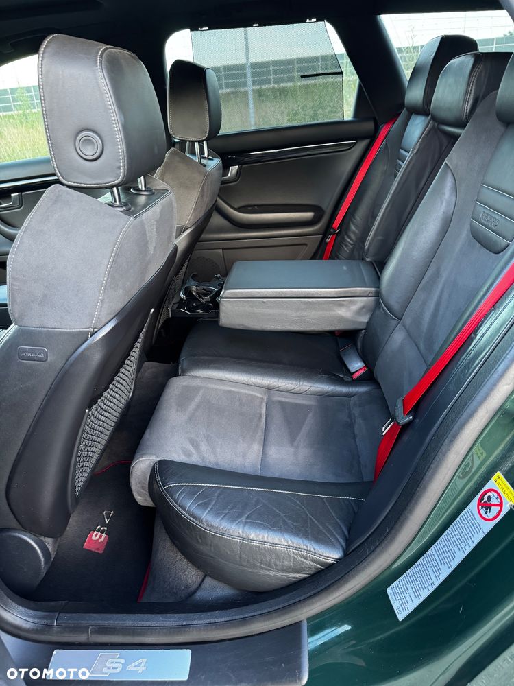 Audi S4 Limousine - 13