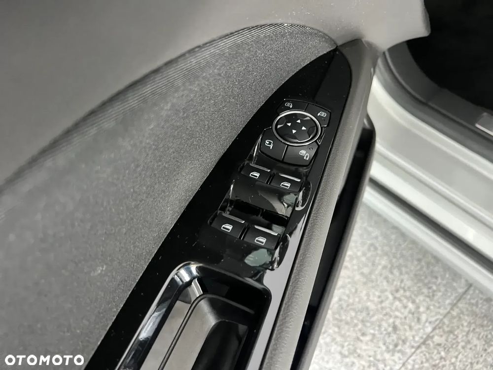 Ford Mondeo 2.0 EcoBlue Titanium - 17