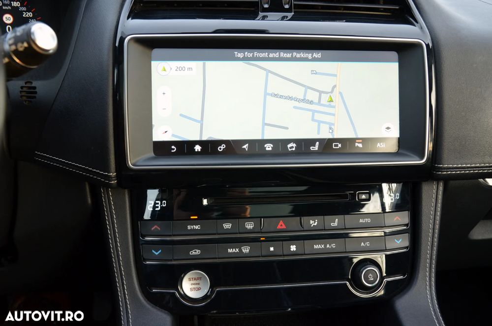 Jaguar F-Pace 20d AWD Aut. R-Sport - 29