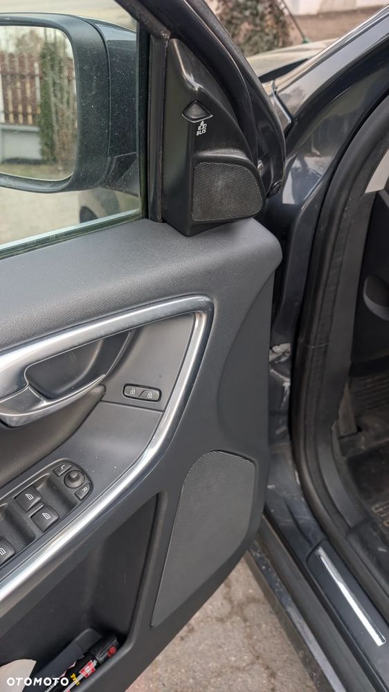 Volvo XC 60 T6 Geartronic Momentum - 11