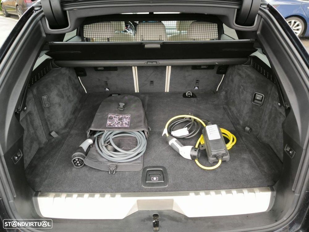 BMW 520 e Pack M - 23