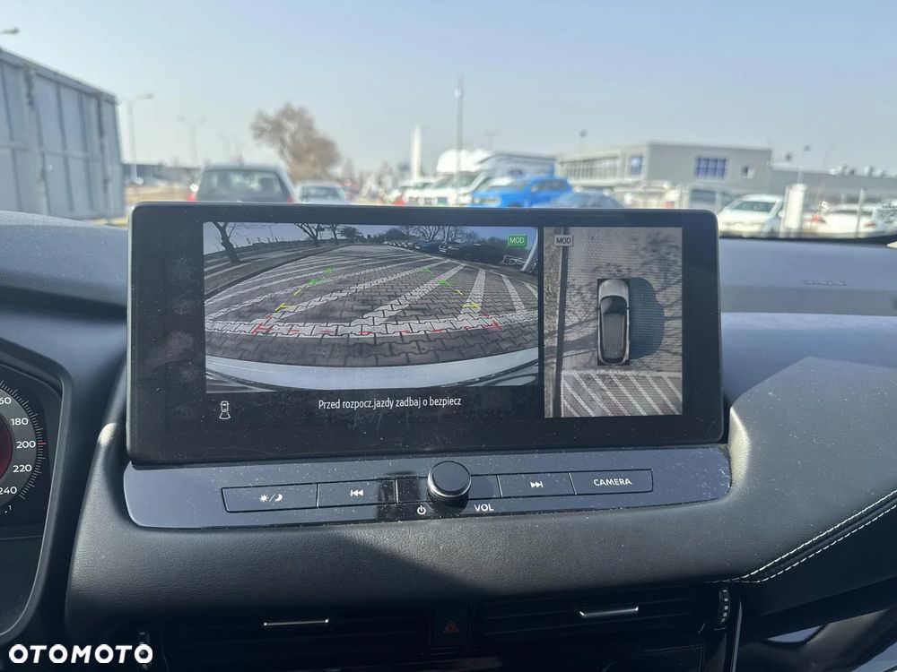 Nissan Qashqai 1.3 DIG-T MHEV N-Connecta Xtronic - 24