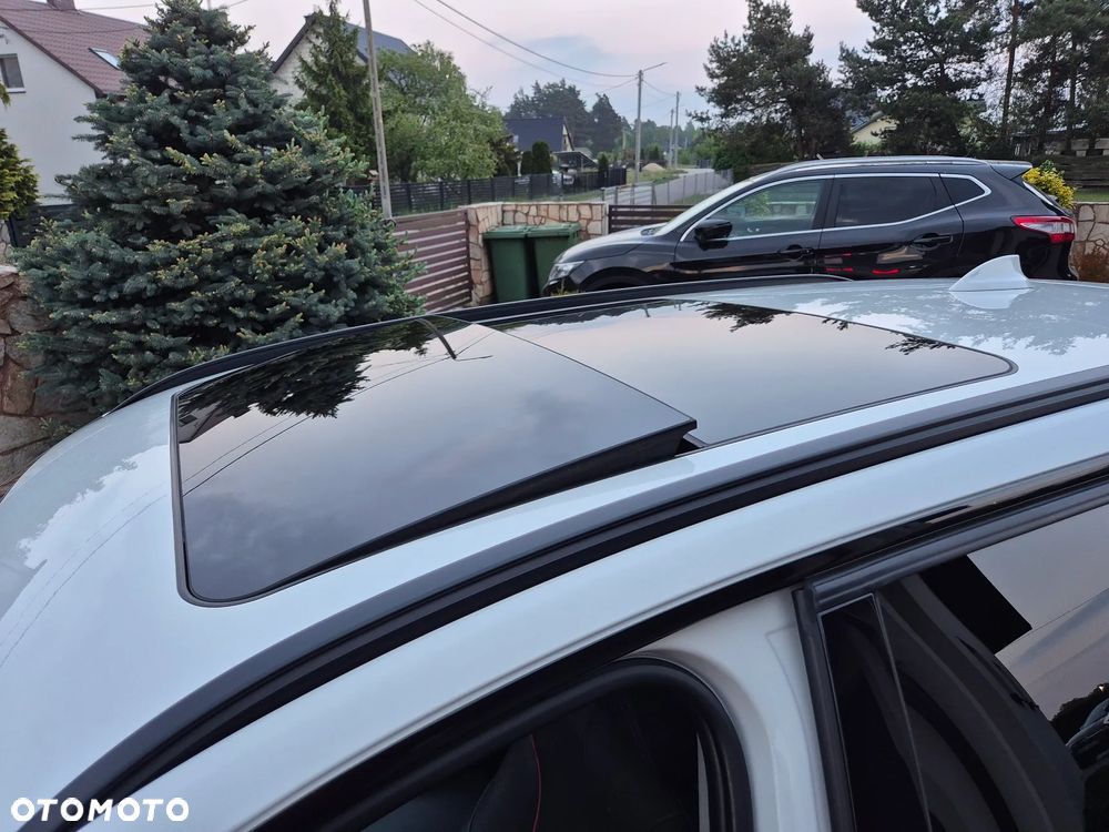 BMW Seria 3 320d Sport Line - 23