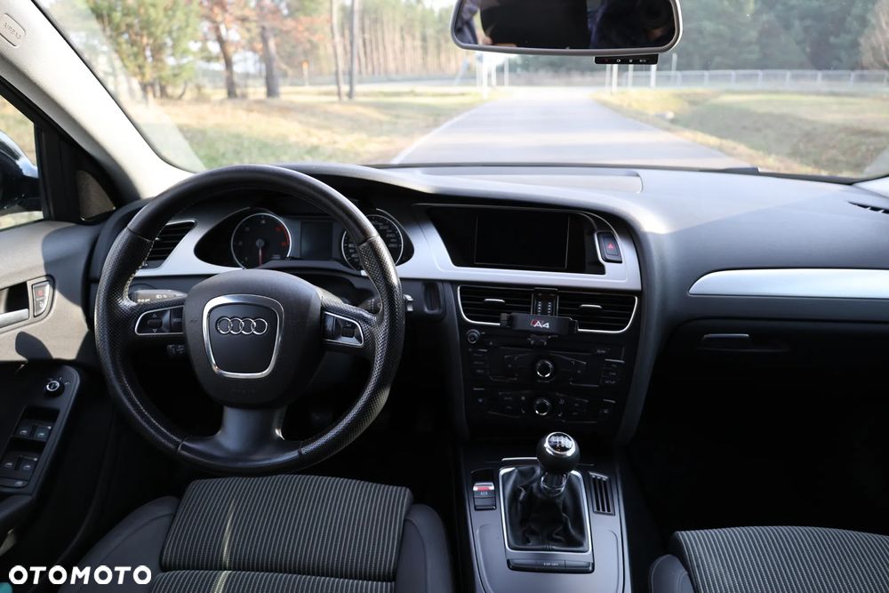 Audi A4 Avant 2.0 TDI DPF - 21