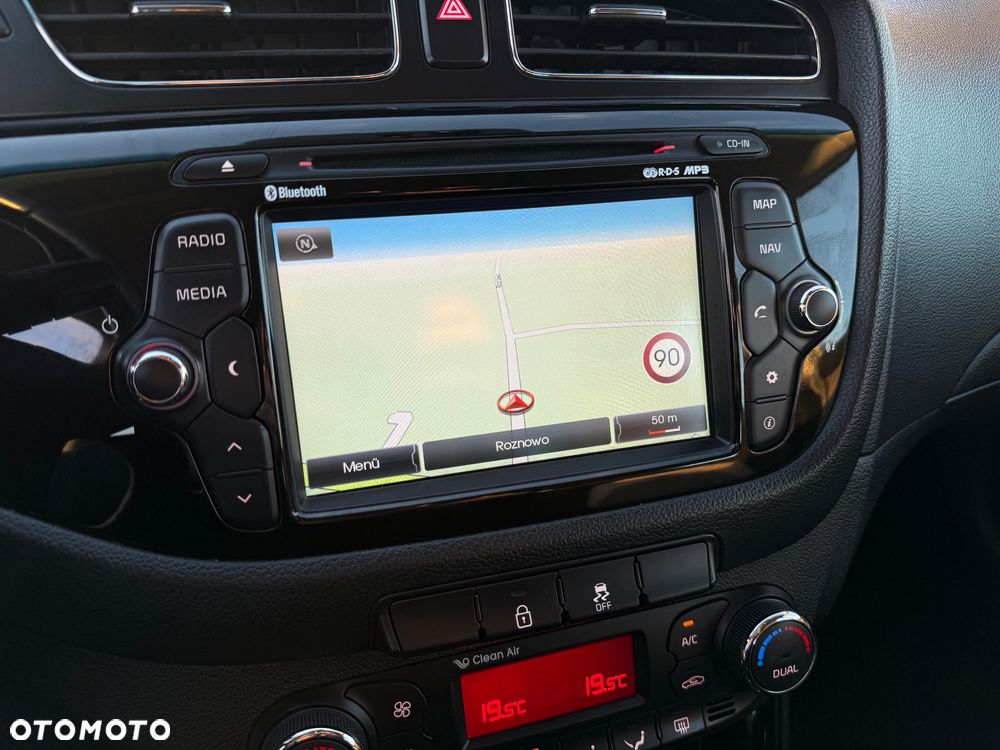 Kia Ceed Cee'd 1.6 GDI Business Line - 21