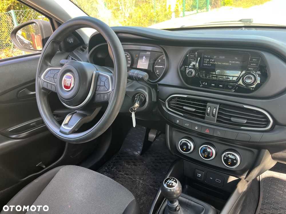 Fiat Tipo 1.4 16V Easy EU6d - 9