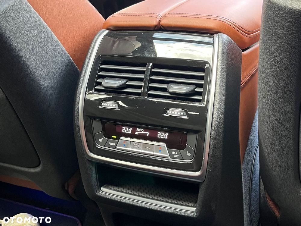 BMW X6M - 24