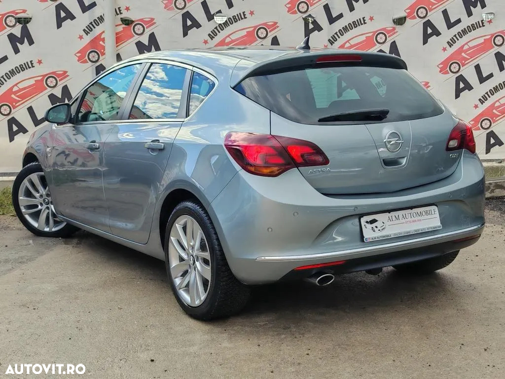 Opel Astra - 12