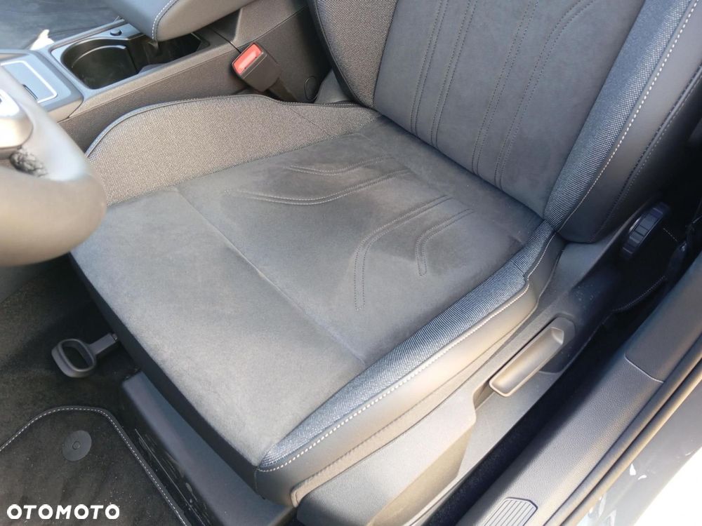 Volkswagen Golf - 18