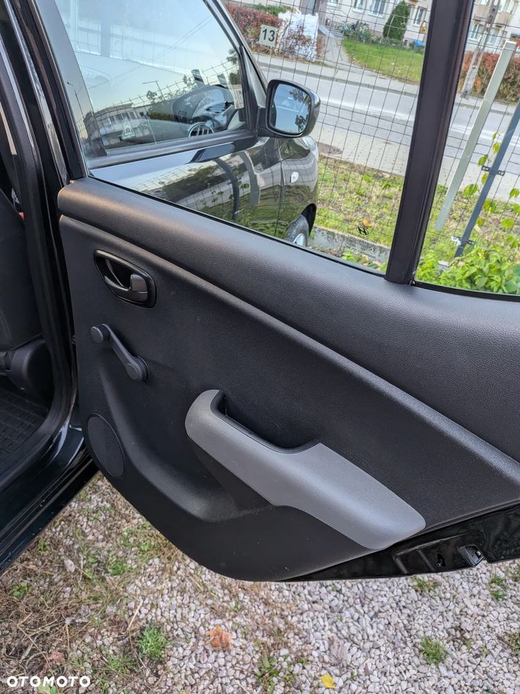 Hyundai i10 - 22
