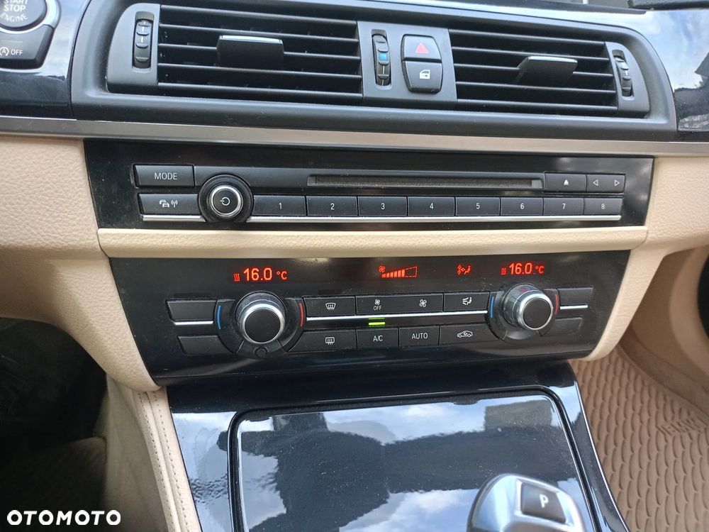 BMW Seria 5 518d Luxury Line - 14