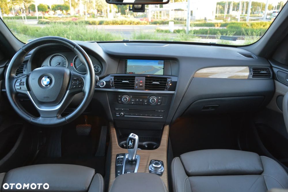 BMW X3 xDrive20d - 16