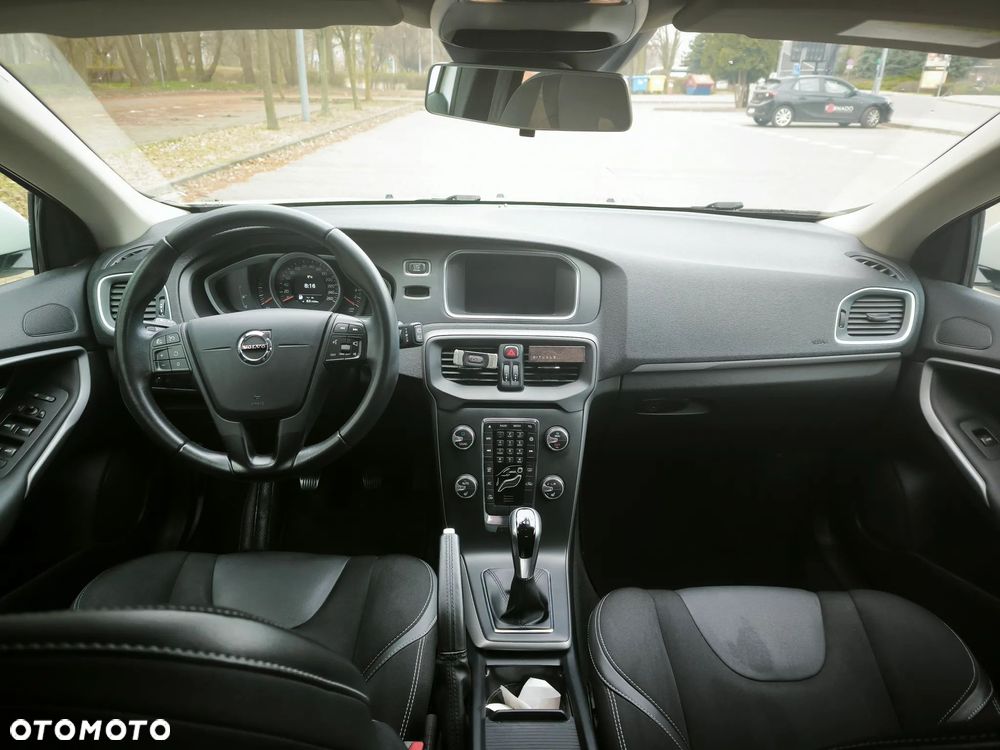 Volvo V40 T3 Drive-E Kinetic - 8