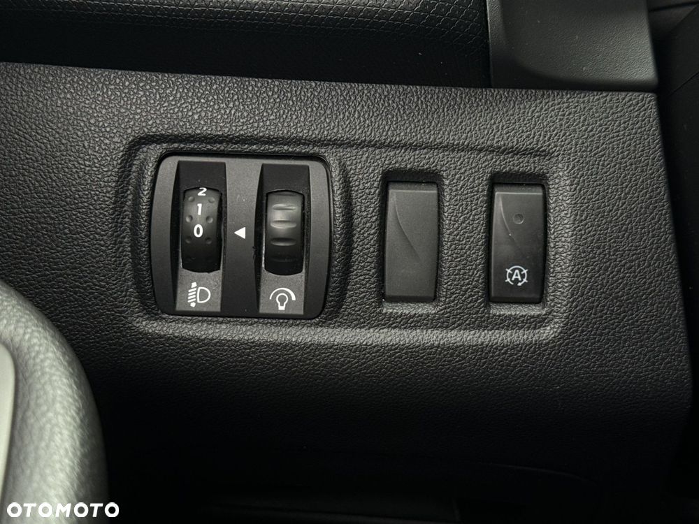 Renault Clio 0.9 Energy TCe Limited 2018 - 19