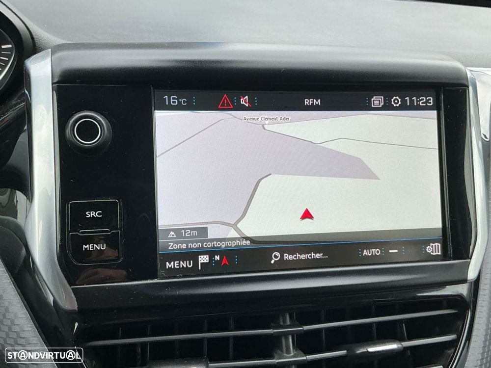 Peugeot 2008 1.2 PureTech Allure EAT6 - 7