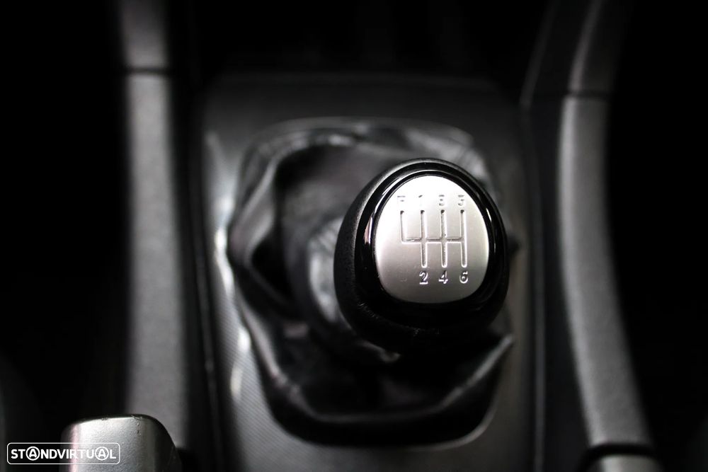 Saab 9-3 Sport Hatch 1.9TTiD Aero - 39