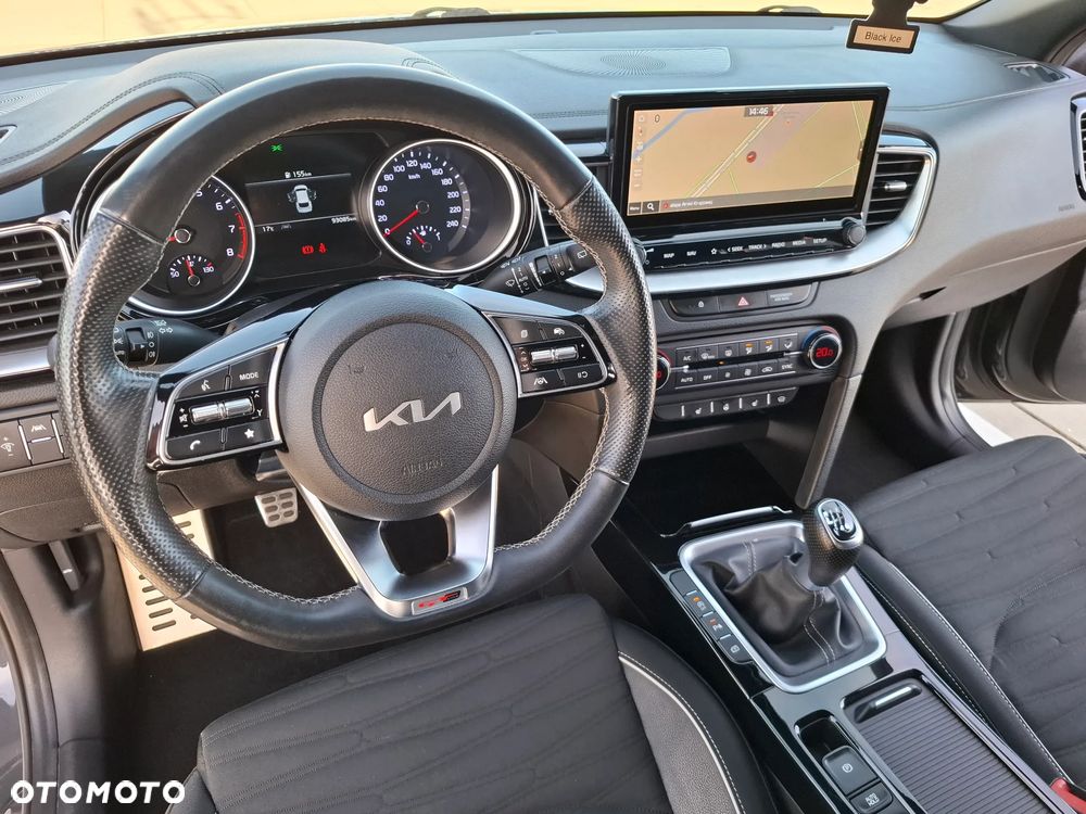 Kia ProCeed 1.5 T-GDI GT Line - 17