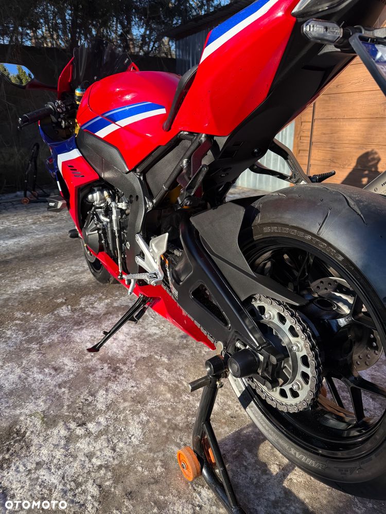 Honda CBR - 17