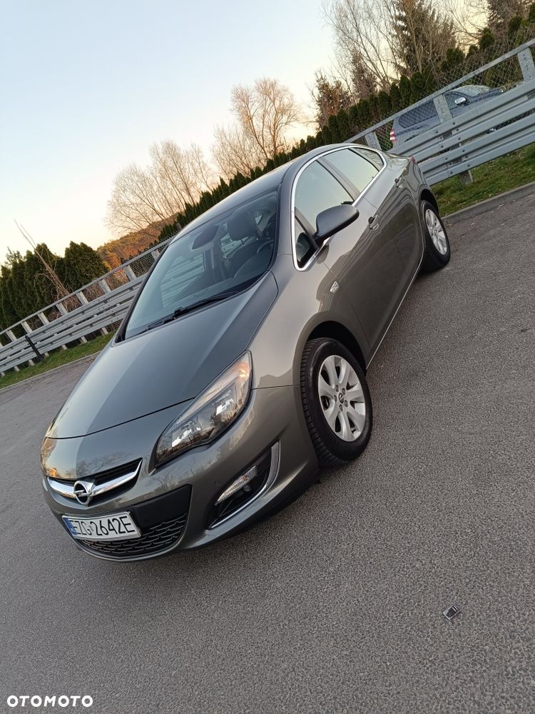 Opel Astra - 2