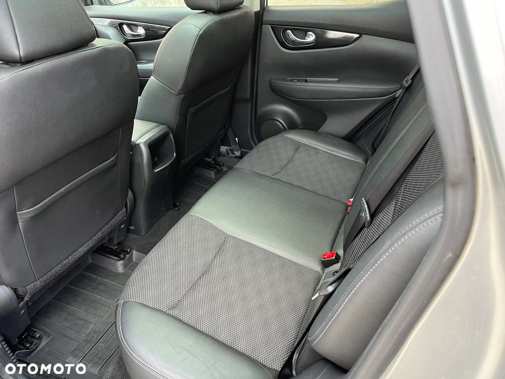 Nissan Qashqai 1.2 DIG-T Tekna - 10