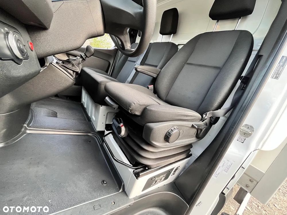 Mercedes-Benz Sprinter 316 - 12