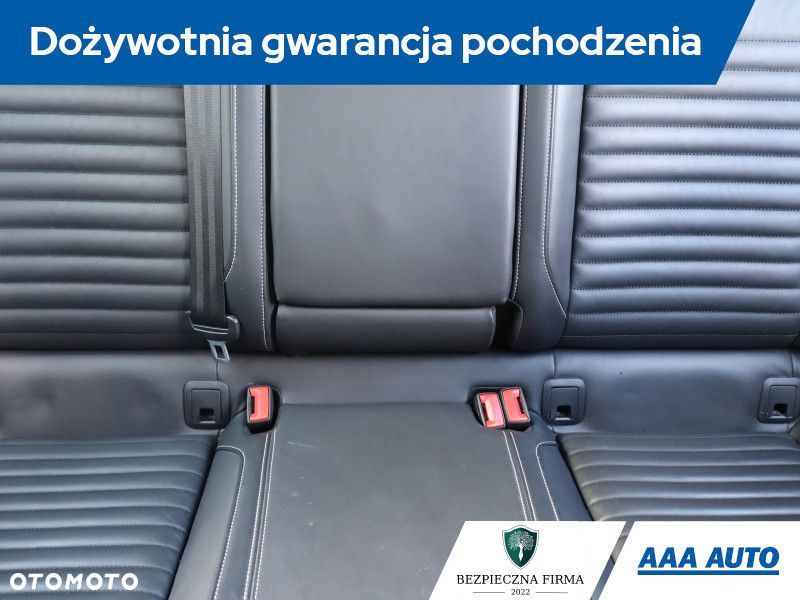 Volkswagen Passat Variant - 12