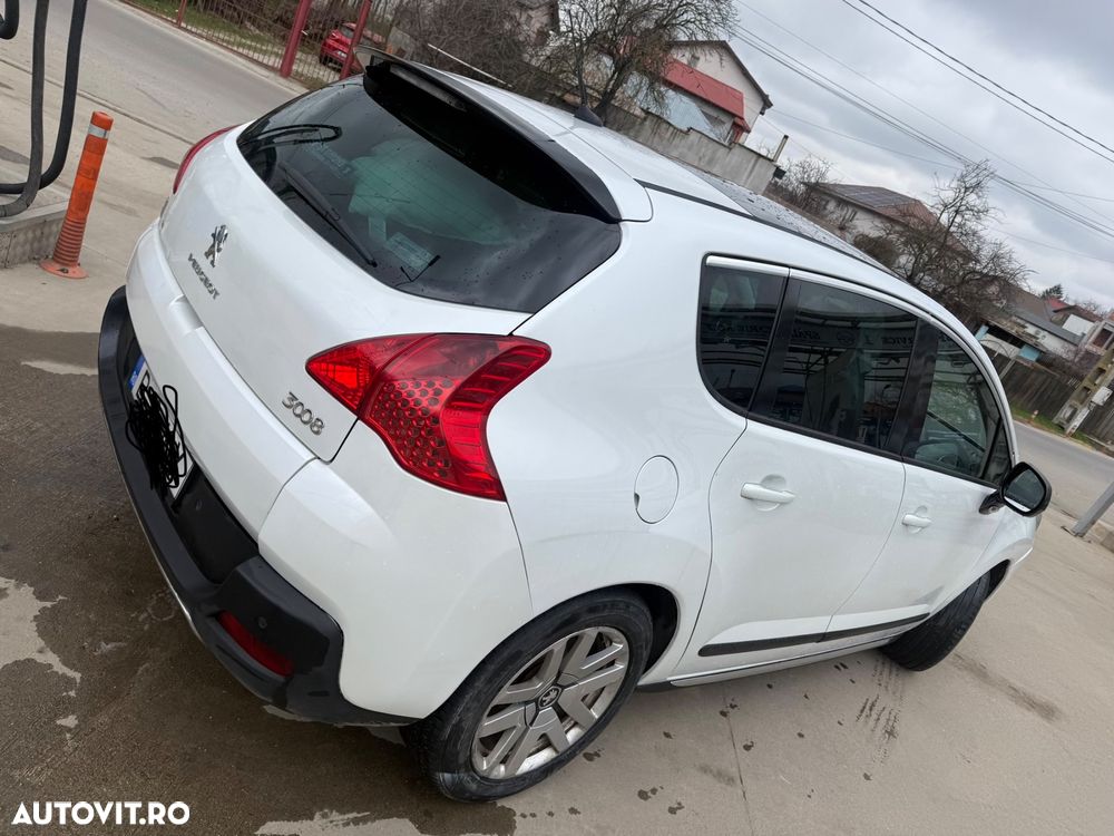 Peugeot 3008 HYbrid4 2.0 HDI FAP BMP - 5