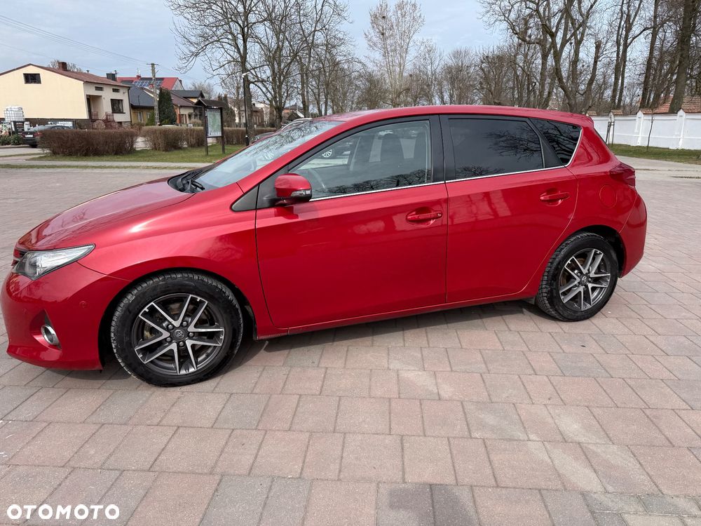 Toyota Auris 2.0 D-4D Dynamic - 30