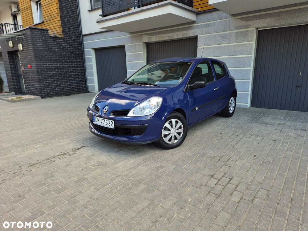 Renault Clio 1.2 16V Tech Run - 1