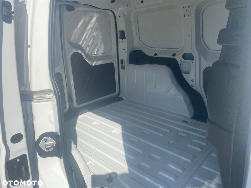 Volkswagen Caddy Caddy  silnik: 2,0 l TDI EU6 SCR  75 kW skrzynia biegów: manualna 6 -biegowa rozstaw osi: 2755 mm - 7