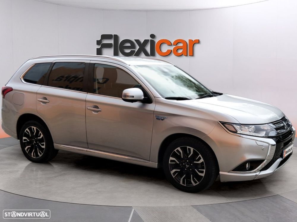 Mitsubishi Outlander 2.0 Instyle - 1