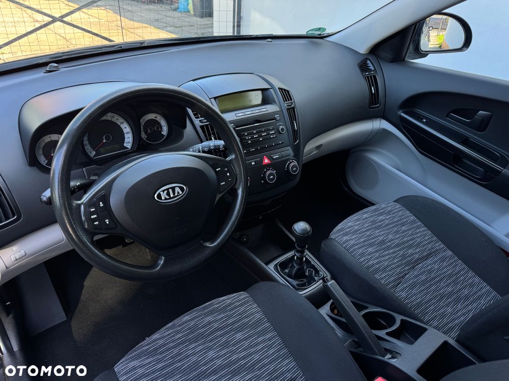 Kia Ceed 1.4 Comfort - 15