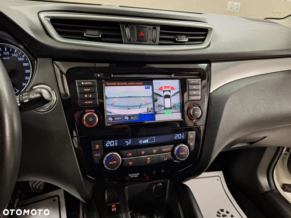 Nissan Qashqai 1.3 DIG-T Tekna EU6d - 33