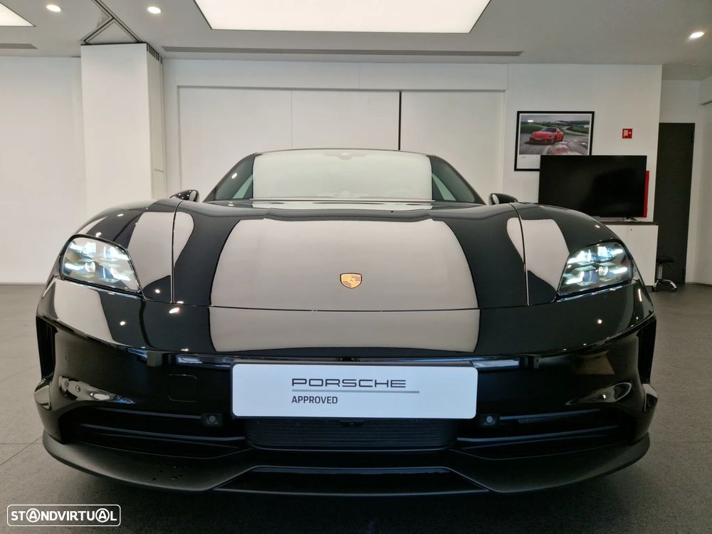 Porsche Taycan Sport Turismo - 13