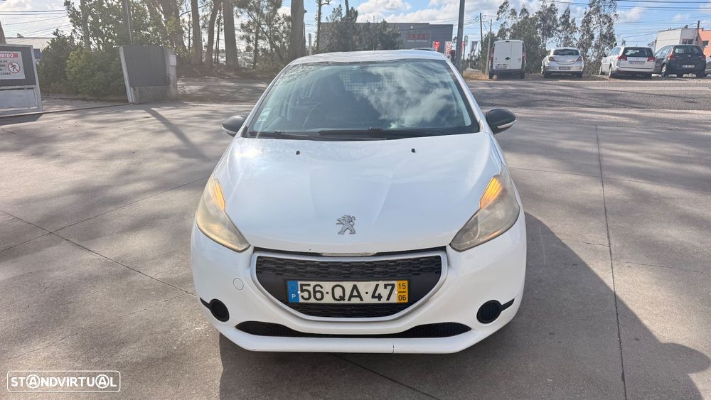 Peugeot 208 - 2