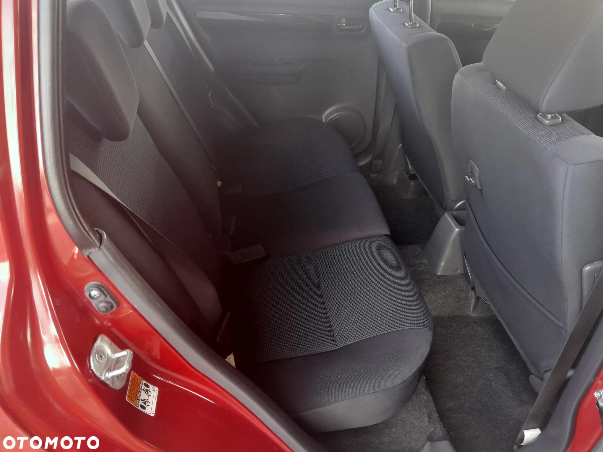 Suzuki Swift 1.3 Club dance - 13