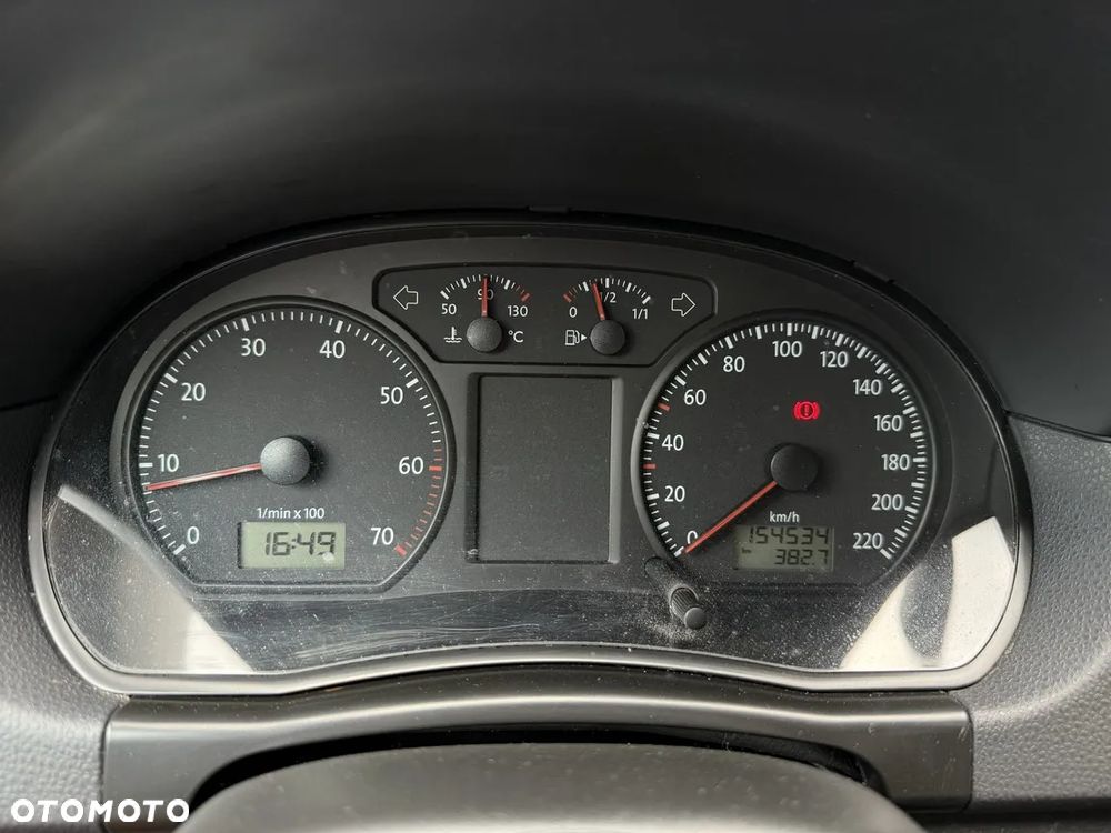 Volkswagen Polo 1.4 16V Trendline - 18