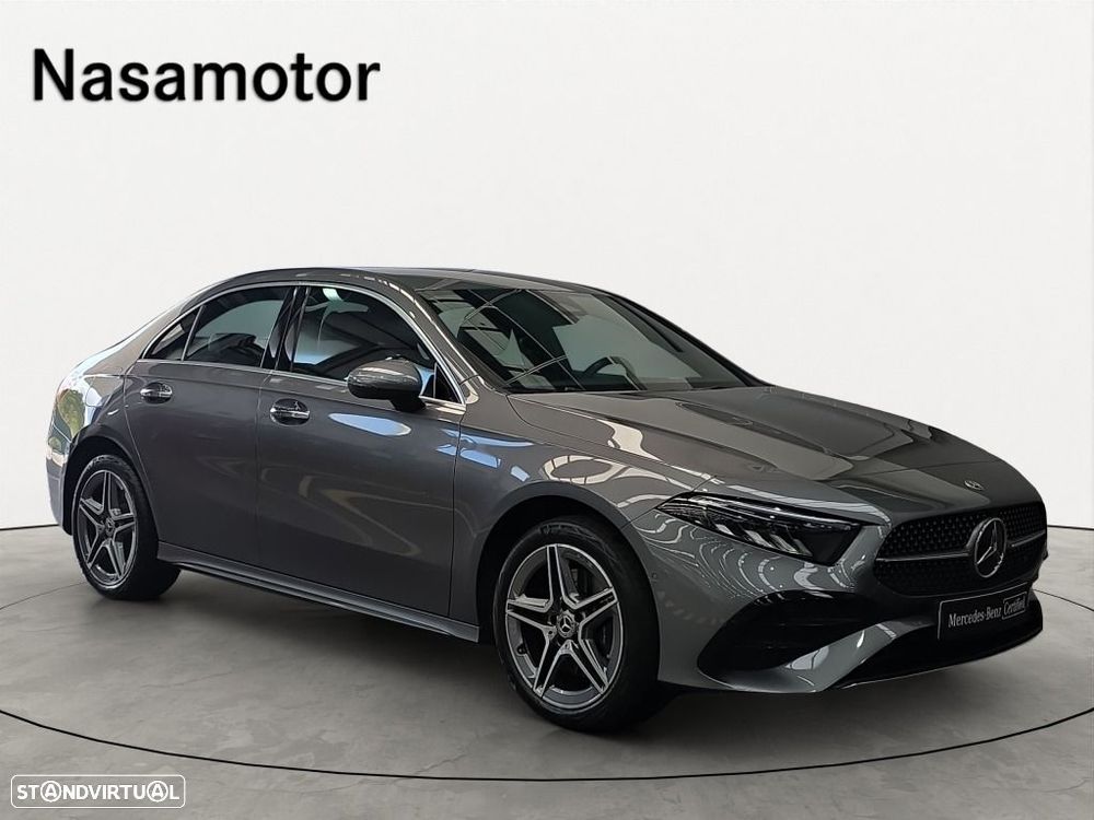 Mercedes-Benz A 250 Limousine - 1