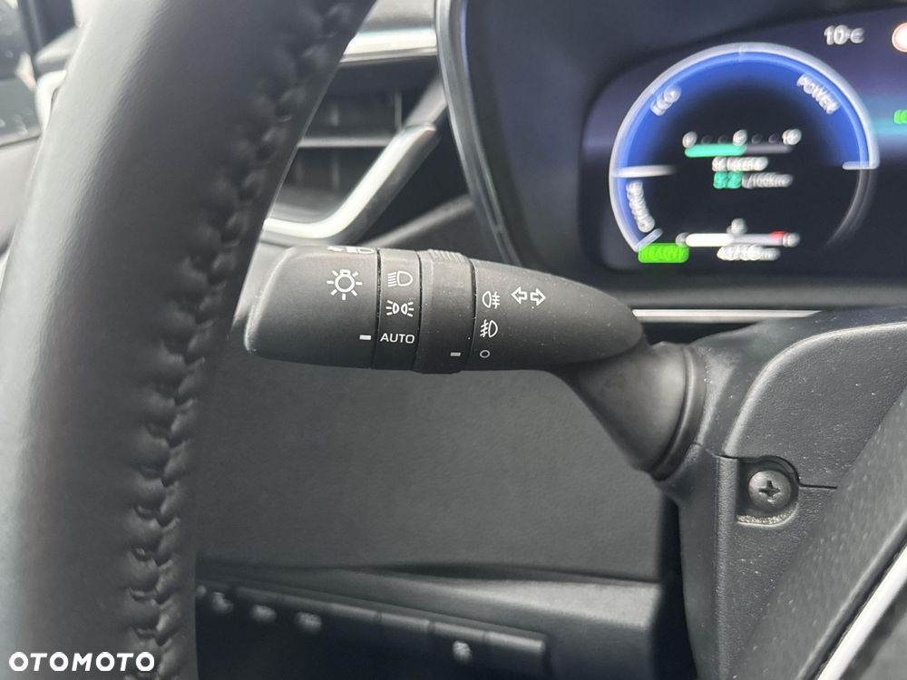 Toyota Corolla 1.8 Hybrid Comfort - 17